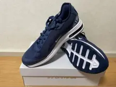 ナイキ　エアマックス　スニーカー