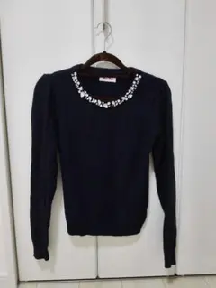 ニット トップスのサムネイル
