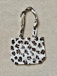 未使用品　美品　メゾンドリーファー　ショッパーのサムネイル