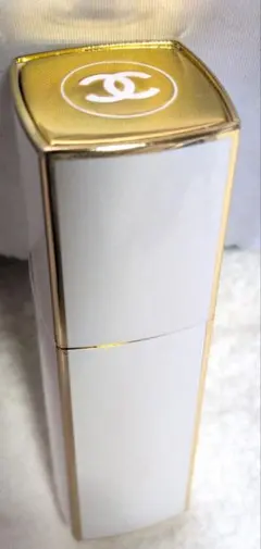 CHANEL ココ マドモアゼル オードゥ パルファム ツイスト＆スプレイ