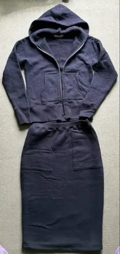 パーカー付きセットアップ裏起毛　レディース CONDUE TE