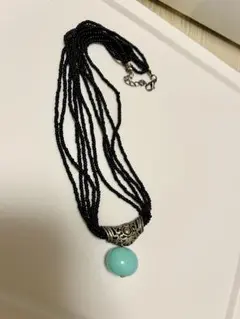 多層ビーズネックレス 水色球体付き