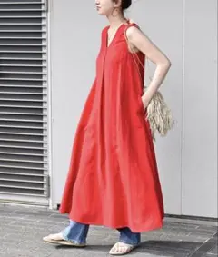 【美品】B.C STOCK リネンレーヨンスリーブレスワンピースのサムネイル