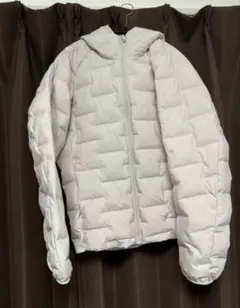 ユニクロ UNIQLO パフテックパーカ オフホワイト Mサイズ ダウン