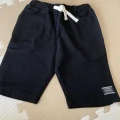【新品未使用】130センチ黒いスウェットハーフパンツ