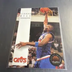 1993-94 SkyBox Tyrone Hill 210