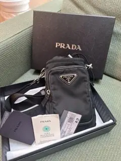 ✨極極美品✨PRADA プラダ スマホショルダー ショルダーバッグ　黒 2025年最新】プラダスマホショルダーの人気アイテム - メルカリ