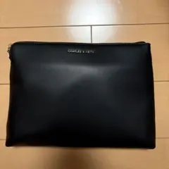 CHARLES&KEITH ポーチ　マルチポーチ　チャールズ&キース