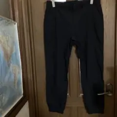 GU 新品未使用　お値下　タグ付　アクティブジョガーパンツ　XL　ブラック