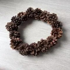 松ぼっくりリース 直径約20cm