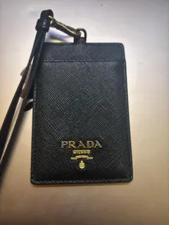 プラダ　パスケース