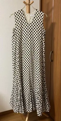 極美品✨近年✨エポカ　ハニカム柄　ワンピース　プリーツ　サマーニット　キャメル 極美品✨近年✨エポカ ハニカム柄 ワンピース プリーツ サマーニット