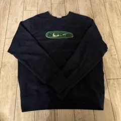 NIKE ネイビー トレーナー ロゴ入り