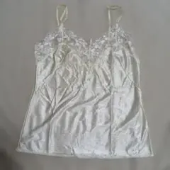 アイボリー レース付きキャミソール