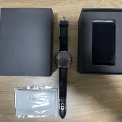 UNITED ARROWS 腕時計 クォーツ ブラックのサムネイル