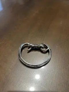 ラリースミス　キーリング Amazon.co.jp: LARRY SMITH イーグル カラビナ キーリング シルバー