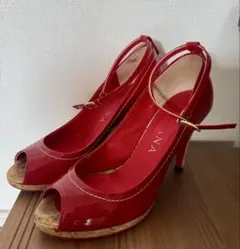 ダイアナ　22.5cm レッド エナメル オープントゥ ハイヒール