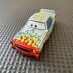 カーズ ミニカー マリオ・アンドレッティ - メルカリ