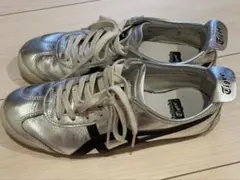 Onitsuka Tiger メタリックシルバー スニーカー