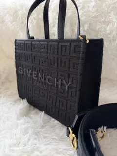 GIVENCHY ジバンシィ ショルダーバッグのサムネイル