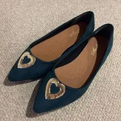 ハート付きパンプス