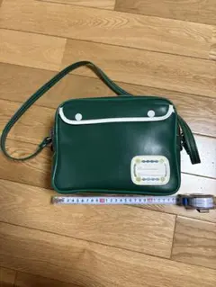 Item thumbnail for item 4d37564e-1117-4faa-a096-a70d991fe8ac