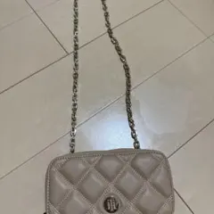 TOMMY HILFIGER チェーン ショルダーバッグ