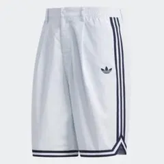 よっしー様　adidas ストライプ ショートパンツ【新品】