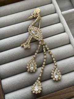 孔雀デザイン クリスタル　ブローチ　ヴィンテージ