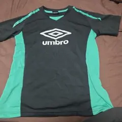 umbro シャツ Sサイズ 黒/グリーン