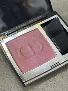 Dior スキンルージュ ブラッシュ 212 TUTU - メルカリ