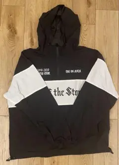 ONE OK ROCK ナイロンプルオーバーパーカー