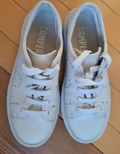 中古 CAMPER Courb サイズ40 カンペール 軽量 スニーカー
