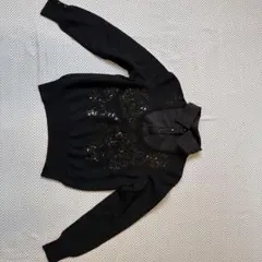 ビーズ付き黒長袖ニットセーター