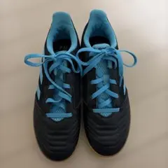 アディダス✴︎フットサルシューズ✴︎22センチ