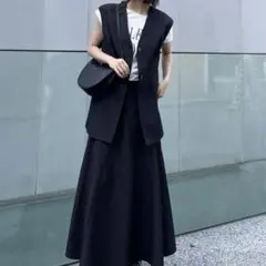 【美品】2024 ルーニィ フクレ ジャガード風 ペプラム ジレ