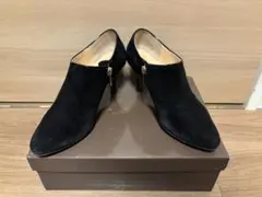 ブラック スエード調 ショートブーティ／サイドジップ