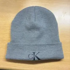 Calvin Klein グレー ニット帽 cKロゴ