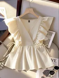 SHEIN フリルブラウス