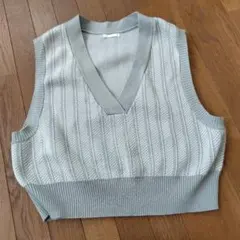 ベスト　水色　緑　S　160