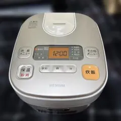 アイリスオーヤマ ジャー炊飯器 1.0L KERC-MA50-W（2017年製）のサムネイル