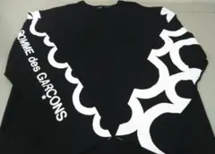 新品 青山本店限定 コムデギャルソンロゴデザインTシャツ シュプリーム 黒 COMME des GARCONS - 青山本店限定 コムデギャルソンロゴ