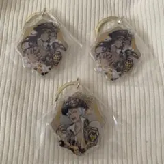 ツイステ　一番くじ　レオナ　ジャック　アクキー