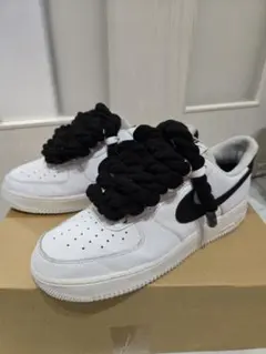 カスタム スニーカー