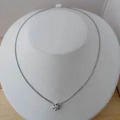 Pt ダイヤ ネックレス 0.100ct 0.05ct - メルカリ