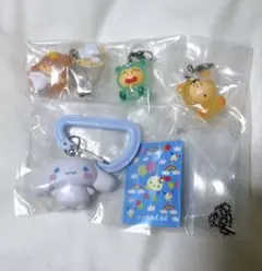 【バラ売り不可】めじるしアクセサリー、サンリオカラビナ、プロフィール帳