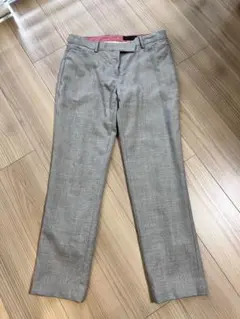 グレー スラックス