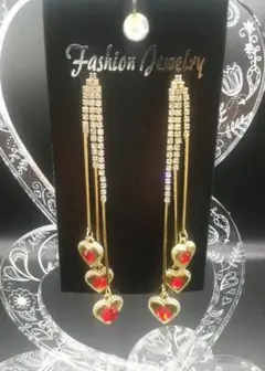 ハート型赤ストーンのピアス