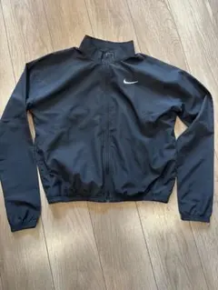 Nike DRI-FIT ブラックウィンドブレーカー Mサイズ