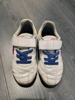 UMBRO サッカー トレーニングシューズ キッズ１６㌢のサムネイル